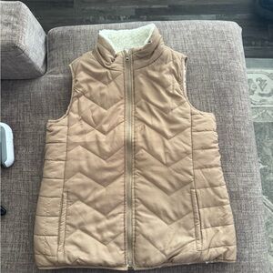Women’s Quilted Tan Vest with Sherpa Collar